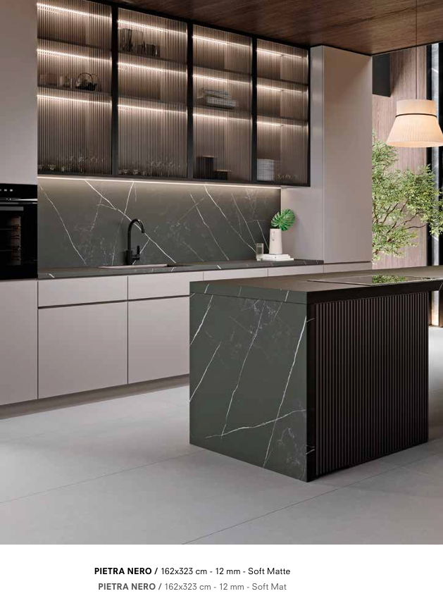 T-One serisinden PIETRA NERO karo yüzeyi